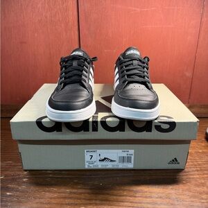 Adidas Breaknet Men’s Sneakers - Black/White Size 7 US